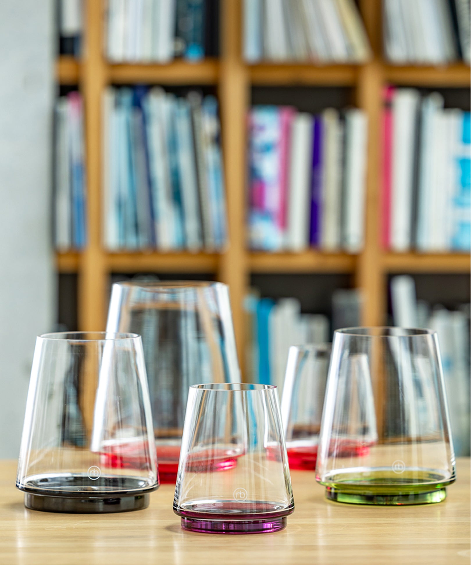 Color Pop Glass Vase (Kiwi)