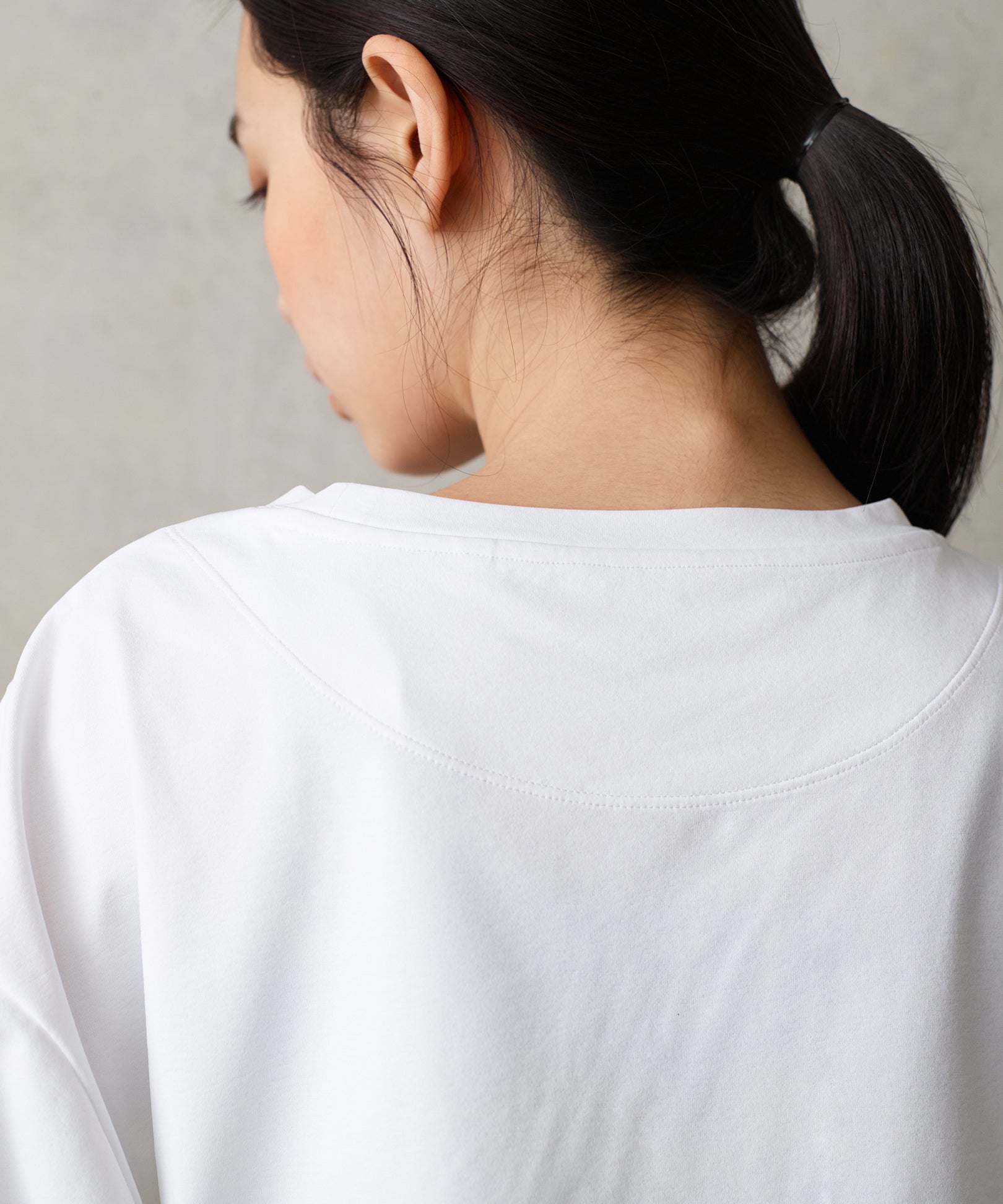 GRAPHIC CROPPED T-SHIRT 1 (グラフィッククロップドTシャツ 1)