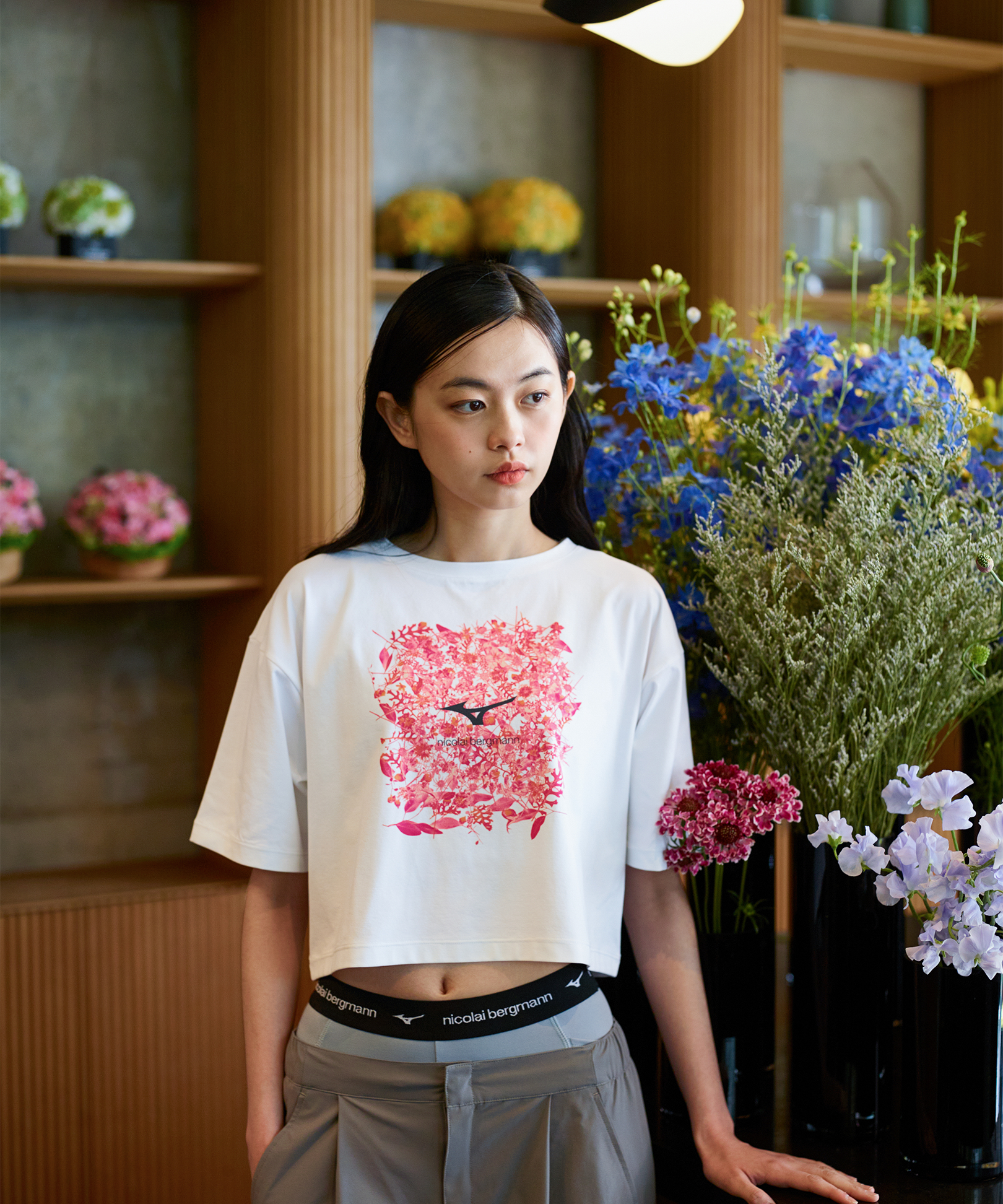GRAPHIC CROPPED T-SHIRT 1 （グラフィッククロップドTシャツ 1）