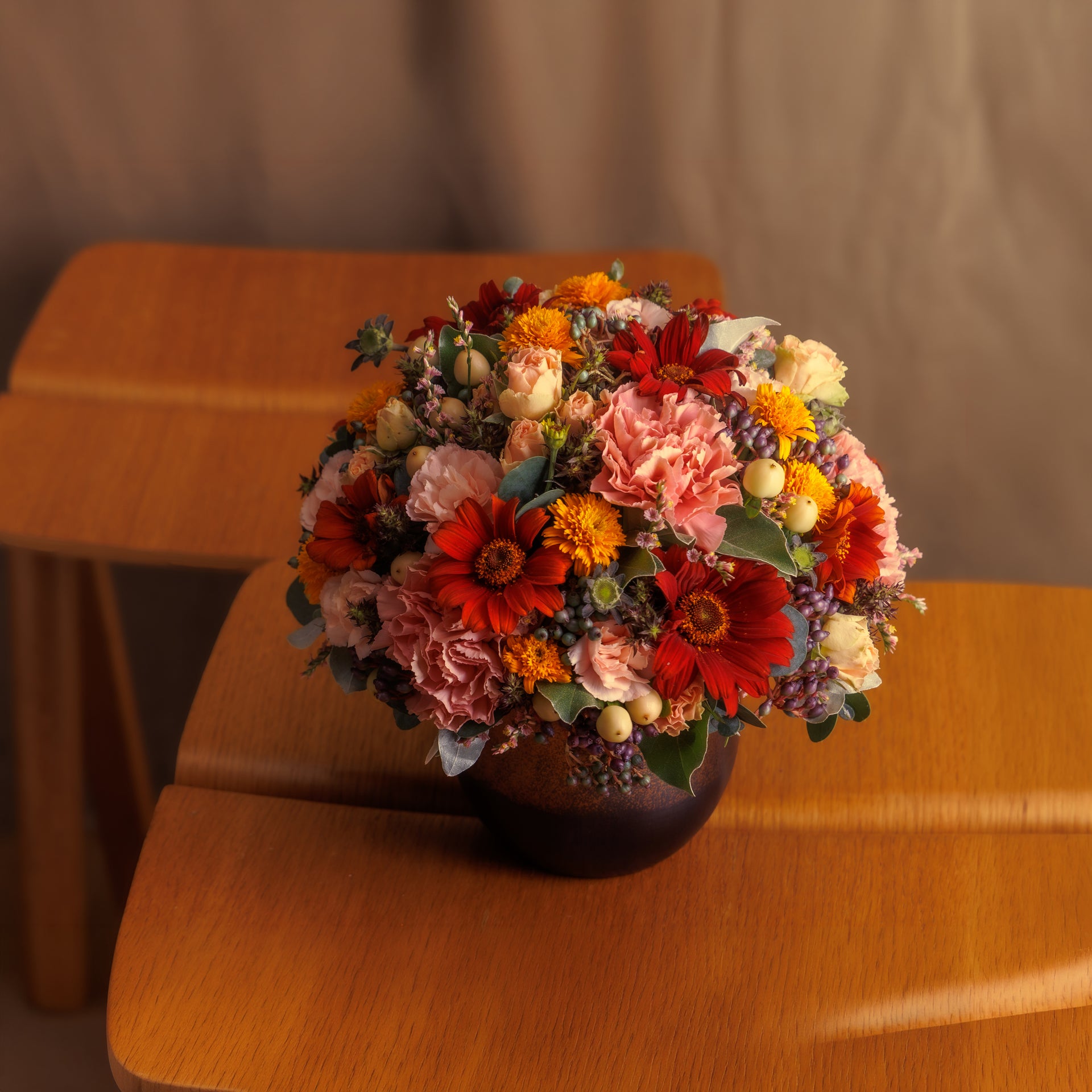 Story Telling × Seasonal Arrangement