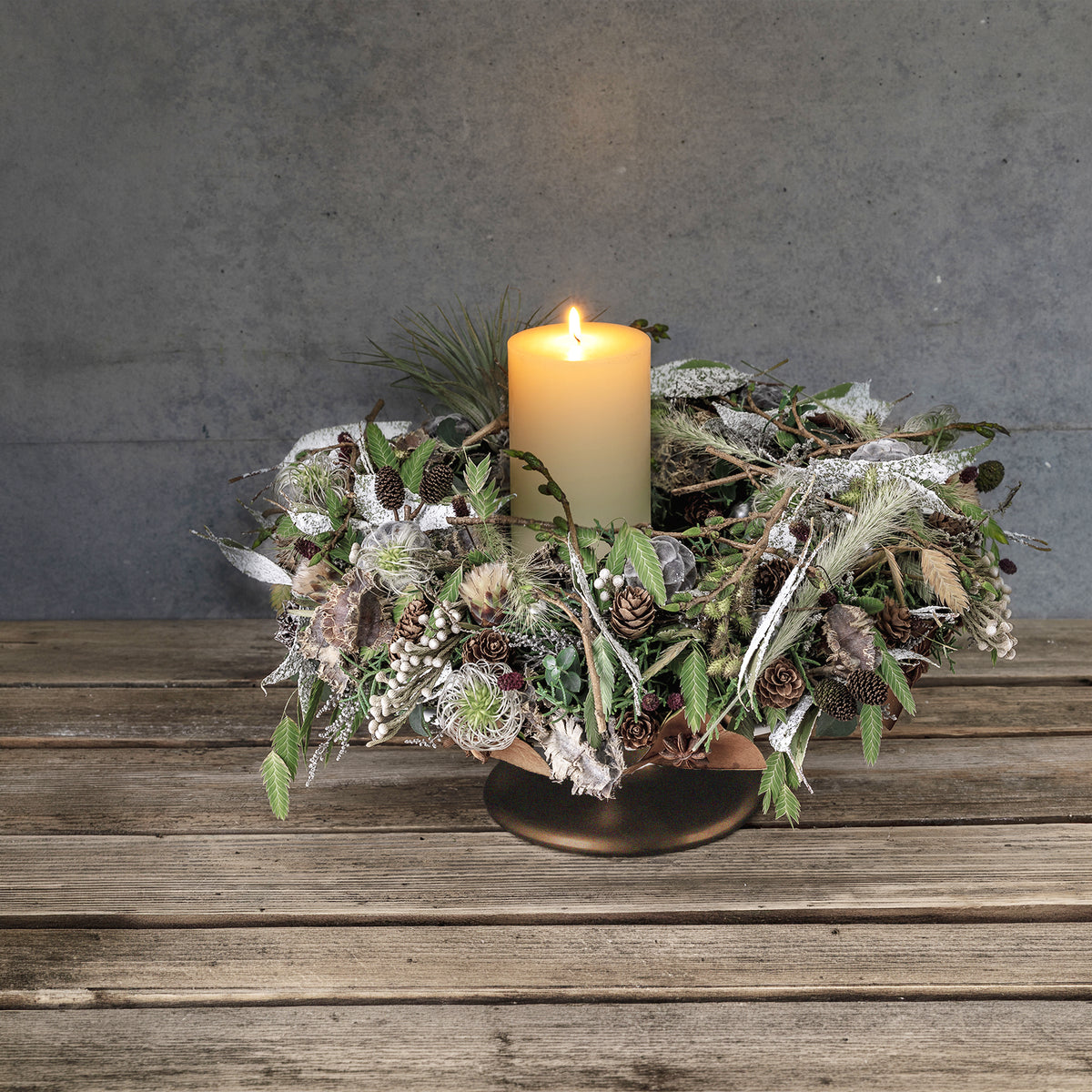 Candlelight Winter Wreath