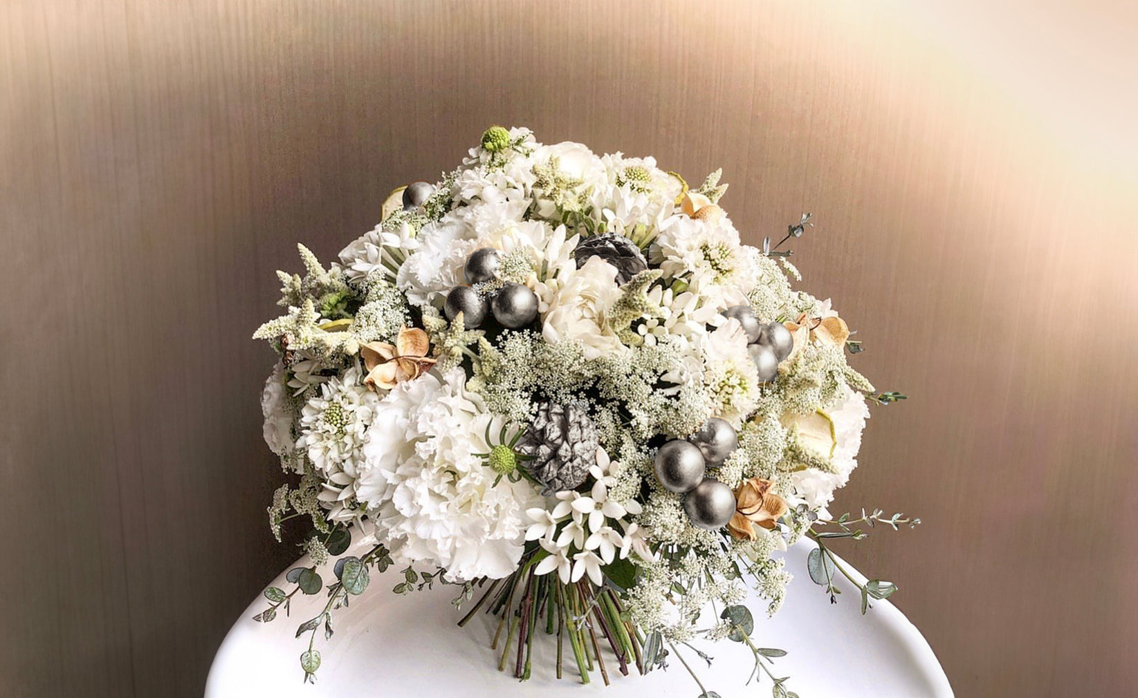 White Christmas Bouquet