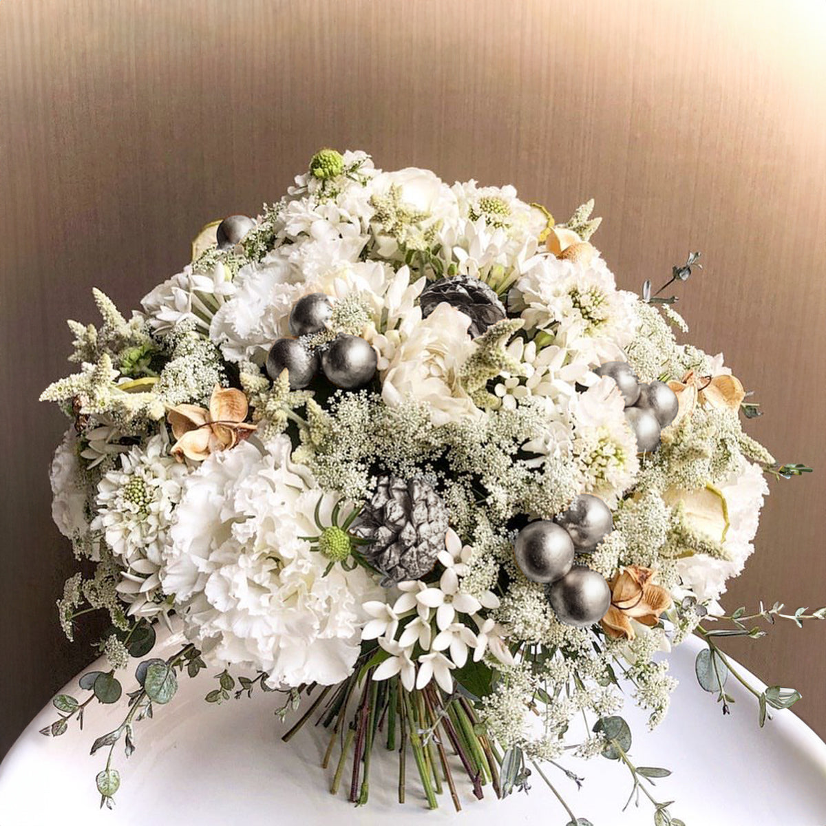 White Christmas Bouquet