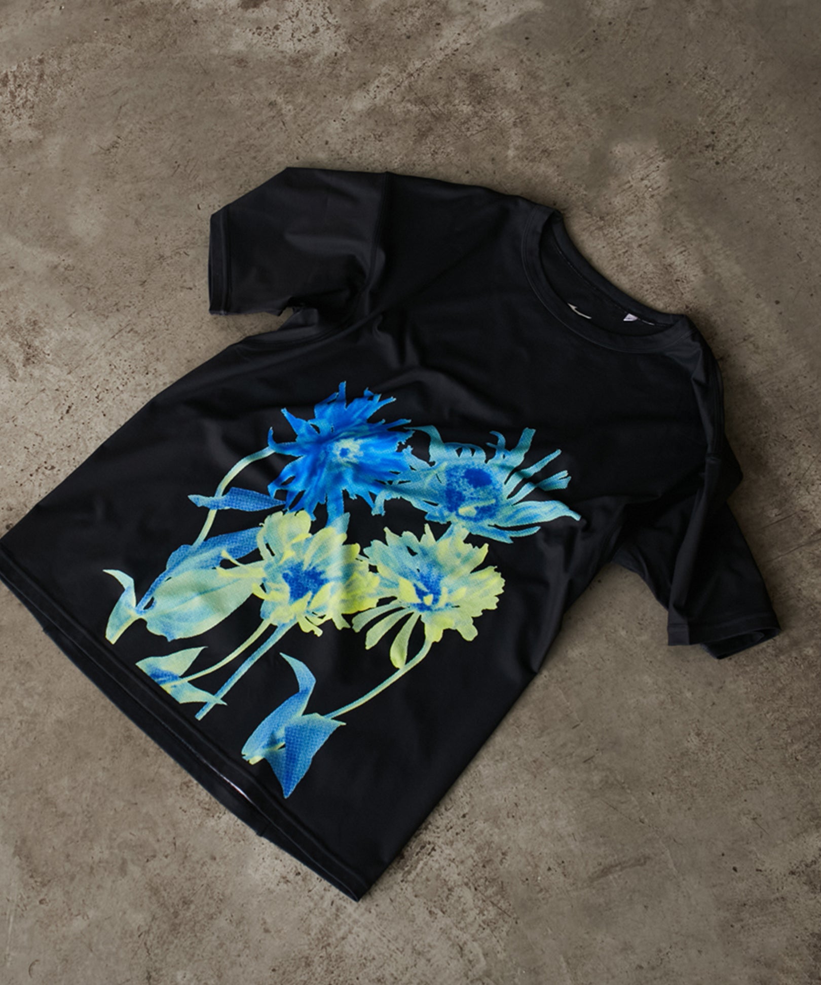 GRAPHIC T-SHIRT 5