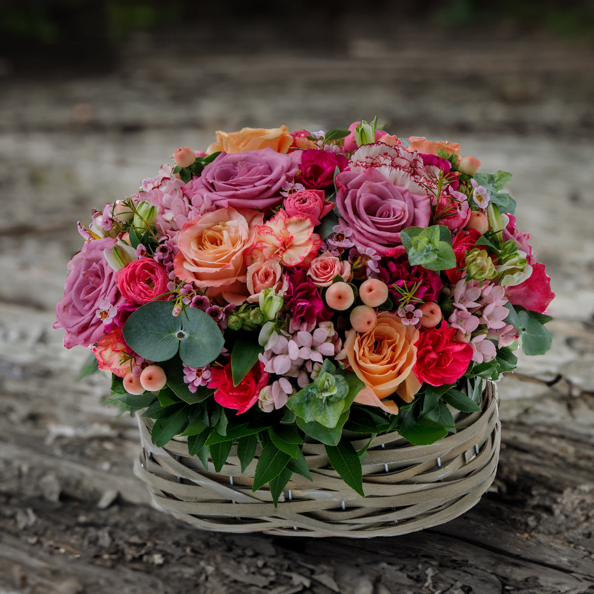 COLORS OF HAPPINESS with The Flowers of Colombia